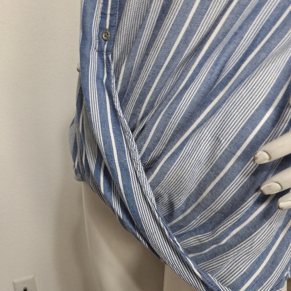 Vintage America Blue White Front Twist Western Casual Roll Tab Sleeve Blouse XL - Picture 6 of 13